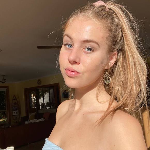 Meet your Posher, Lila - Picture 1 of 1